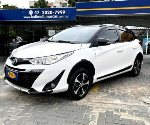 Toyota Yaris X-WAY Connect 1.5 Flex 16V 5p Aut. - Branca - 2019/2020