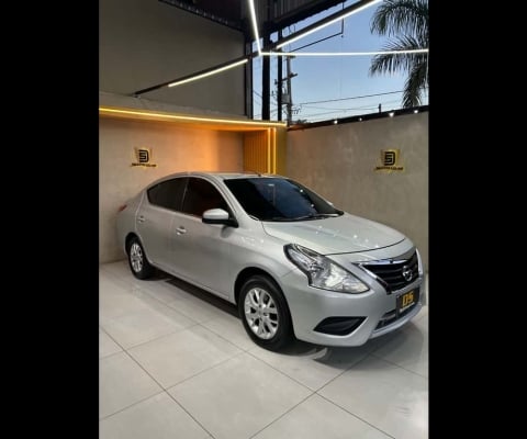 NISSAN VERSA SV 1.6 16V FlexStart 4p Aut.