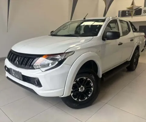 L200 Triton Sport CD GL 2.4 MT 4X4 