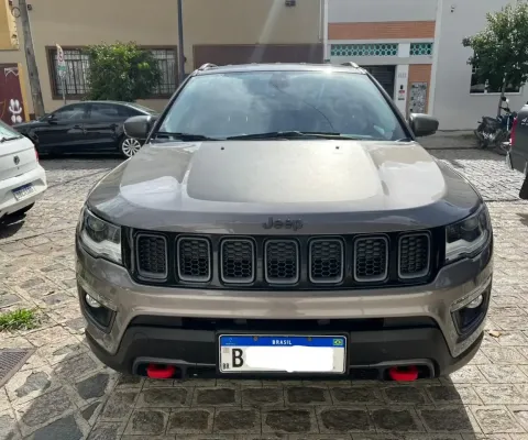 Jeep Compass 2.0 Turbo Diesel 4x4 Trail Hawk - Aceito Troca