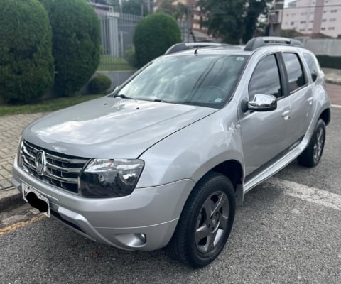 49.900,00 / DUSTER DYNAMIQUE 2.0 2014 COMPLETA PRATA