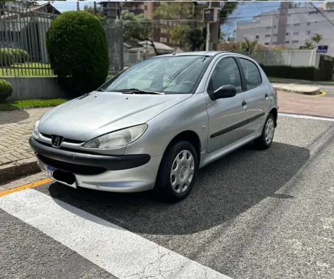 13.900,00 / 206 SENSATION FLEX 1.4 2008 PRATA - COM 98.000KM 