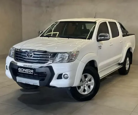 TOYOTA HILUX 2.7 VVT-I FLEX CD SRV 4X2 AUTOMÁTICO 2015