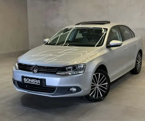 VOLKSWAGEN JETTA 2.0T 2014