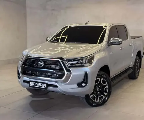 TOYOTA HILUX CD SRX 4X4 2.8 TDI 16V DIESEL AUT 2025