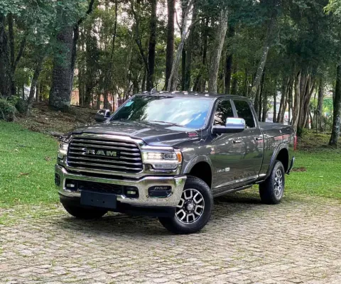 RAM 3500 LIMITED LONGHORN 6.7 TB CD Diesel