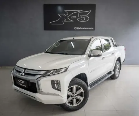 Mitsubishi L200 triton 2022 2.4 16v turbo diesel sport hpe cd 4p 4x4 automático