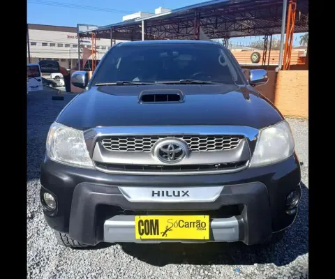 TOYOTA HILUX CD4X4 SRV 2010