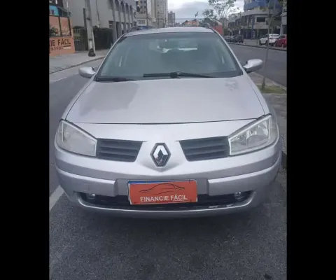 RENAULT MEGANEGT DYN 16 2010