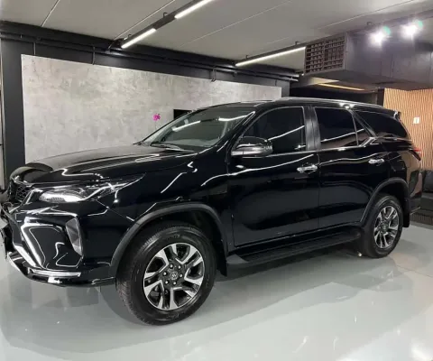 TOYOTA HILUX SWSRXA4RD 2025