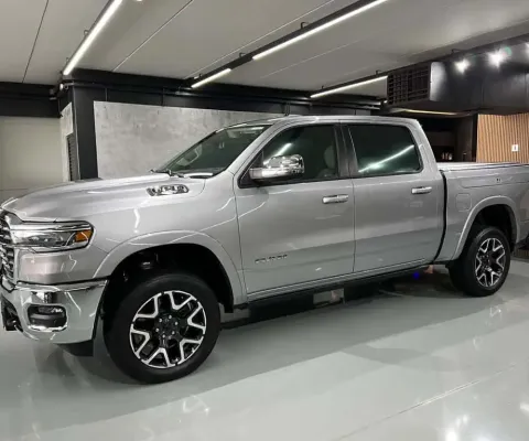 RAM 1500 LAIE 2025