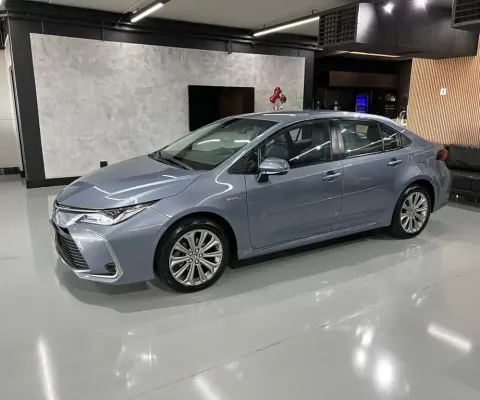 Toyota corolla altis hv 2020