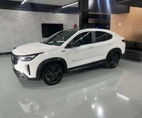 Fiat fastback turbo 270 2023