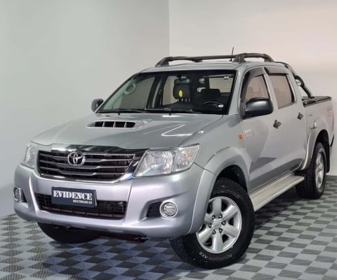 TOYOTA HILUX CD4X4 STD 2015