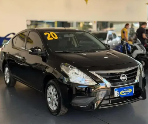 Nissan versa 16sv cvt 2020