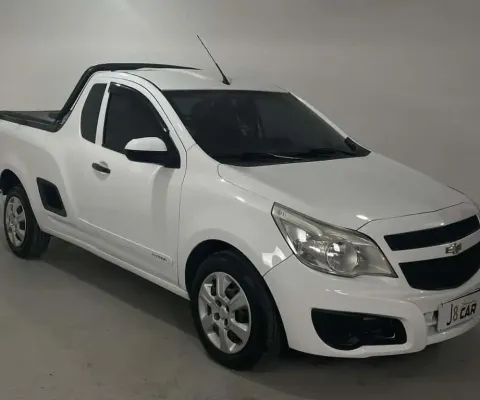 Chevrolet montana ls 2015