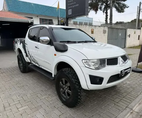 MITSUBISHI L200 TRITON 3.2 D 2012