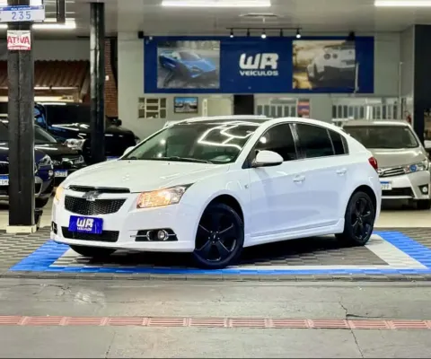CHEVROLET CRUZE LT HATCH 2013