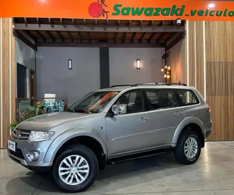 MITSUBISHI PAJERO 3.2 HPE 4X4 7 LUGARES 16V TURBO INTERCOOLER DIESEL 4P AUTOMÁTICO