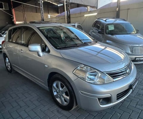 NISSAN TIIDA 1.8 SL 2012