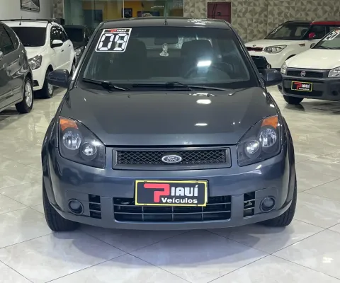 Ford fiesta 1.6 sedan 2011