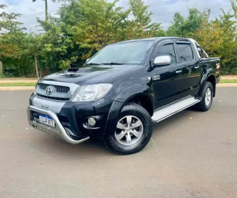 TOYOTA Hilux Caminhonete 3.0 16V 4P 4X4 SRV TURBO DIESEL CABINE DUPLA AUTOMÁTICO