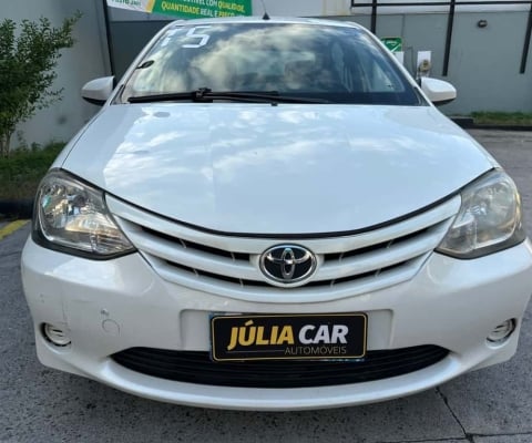 Toyota Etios 2015 1.5 x sedan 16v flex 4p manual