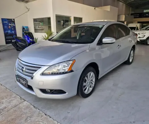 Nissan Sentra Sentra 2.0 16V 4P SV FLEX AUTOMÁTICO CVT  - Prata - 2013/2014