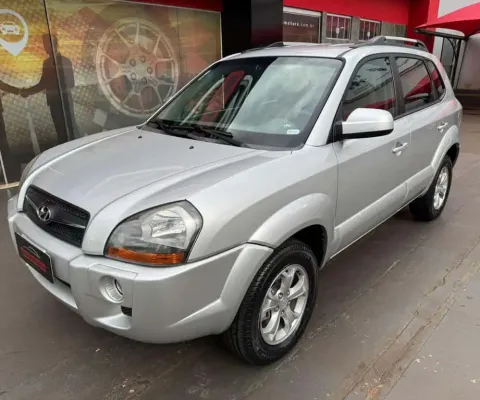 Hyundai Tucson GLS aut 2016 - Prata - 2015/2016