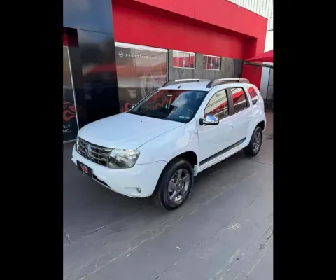 Renault Duster Dynamique 1.6 Flex 2014 - Branca - 2013/2014
