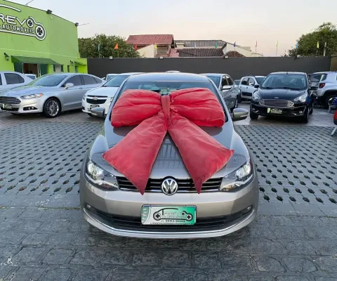 Voyage 1.6 Confortline Emotion Unico Dono Baixissima Km Oportunidade 