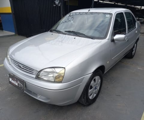 FIESTA 1.0 COMPLETO COM AR GELANDO