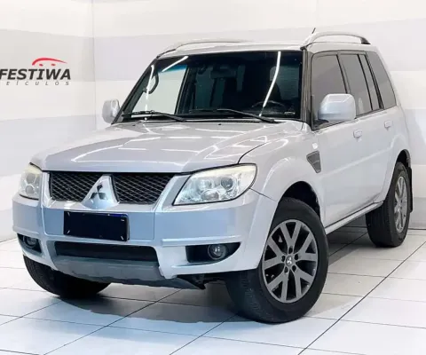 Mitsubishi Pajero tr4 2013 2.0 4x2 16v 140cv flex 4p automático