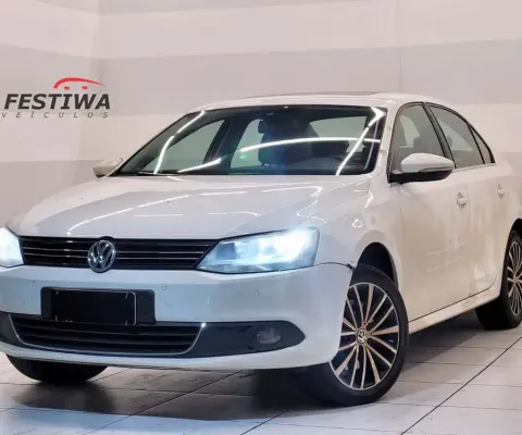 Volkswagen Jetta 2013 2.0 tsi highline 200cv gasolina 4p tiptronic