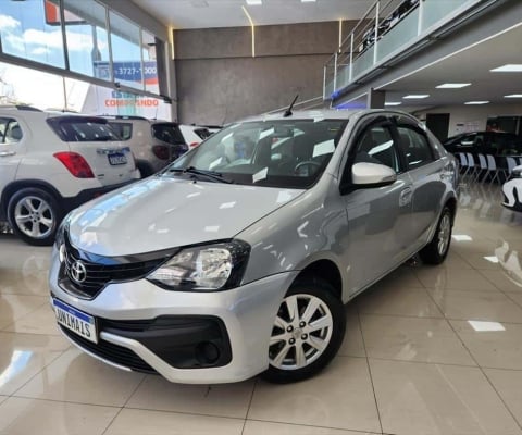 TOYOTA ETIOS 1.5 X PLUS SEDAN 16V FLEX 4P AUTOMÁTICO