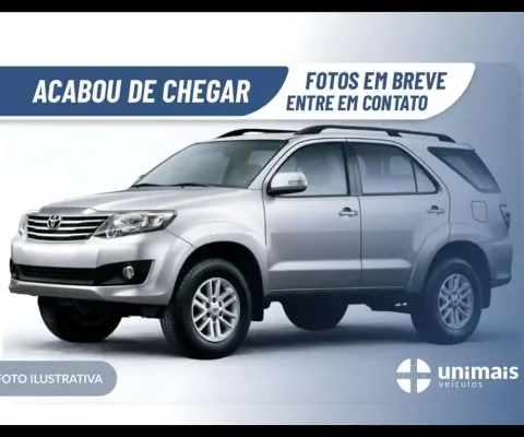 TOYOTA HILUX SW4 2.7 SR 4X2 16V FLEX 4P AUTOMÁTICO