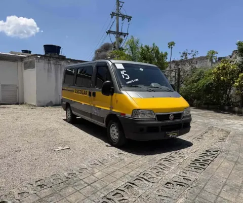 Fiat Ducato 2015 2.3 minibus teto baixo 8v turbo diesel 3p manual