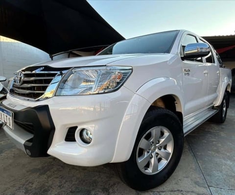TOYOTA HILUX 2.7 SRV 4X2 CD 16V FLEX 4P AUTOMÁTICO