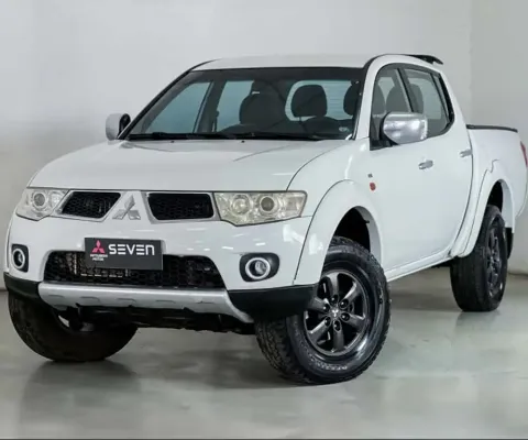 Mitsubishi L200 TRITON 3.2 HPE 4X4 CD 16V TURBO INTERCOOLER DIESEL 4P AUTOMÁTICO