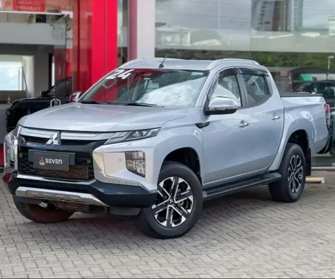 Mitsubishi L200 TRITON 2.4 16V TURBO DIESEL SPORT HPE-S CD 4P 4X4 AUTOMÁTICO