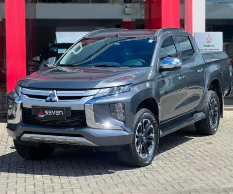 Mitsubishi L200 TRITON 2.4 16V TURBO DIESEL SPORT HPE CD 4P 4X4 AUTOMÁTICO