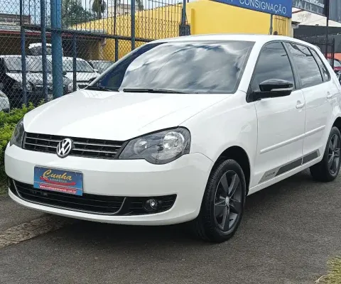 VW POLO SPORTLINE 1.6 MANUAL