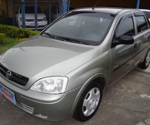 Chevrolet corsa sedan joy 1.0 8v 4 portas completo impecavel de segundo dono com manual e chave rese