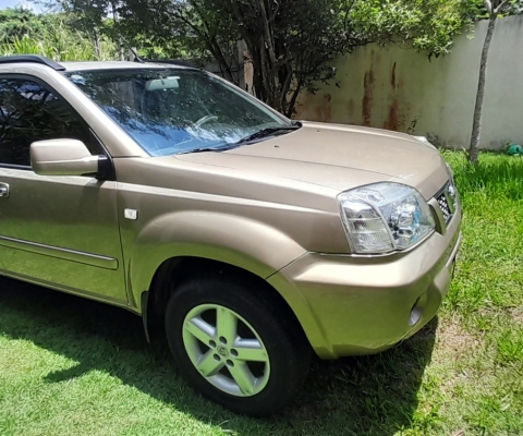 NISSAN X-TRAIL à venda.