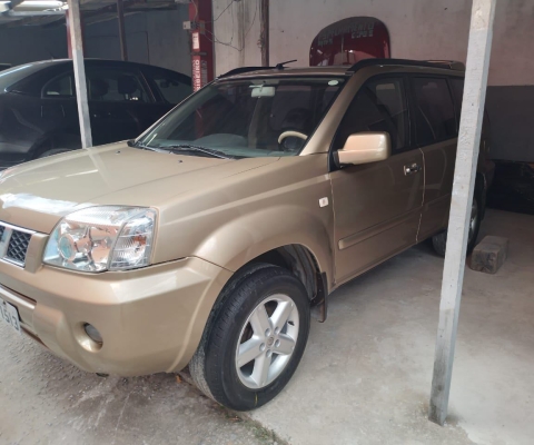 NISSAN X-TRAIL à venda.