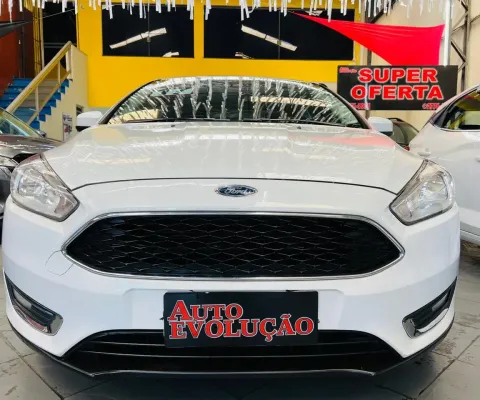 Ford Focus SE Aut. 2017 - KM BAIXA