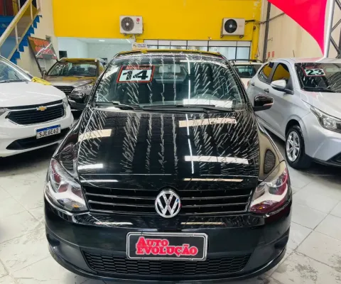 Volkswagen Fox GII 2014 1.0 Trend Total Flex 5p