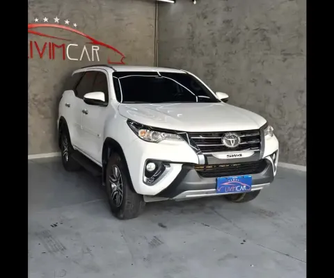 TOYOTA HILUX CD SRV 4x2 2.7 Flex 16V Aut.