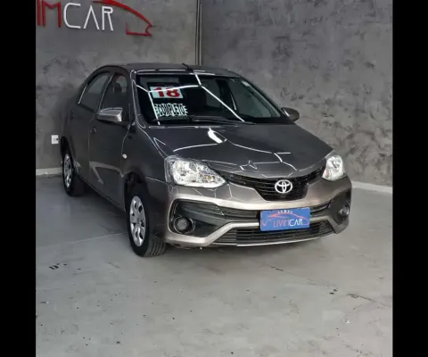TOYOTA ETIOS X Sedan 1.5 Flex 16V 4p Mec.