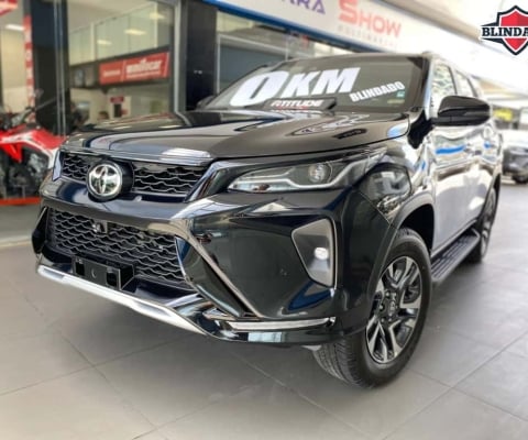 Toyota Hilux sw4 2025 2.8 d-4d turbo diesel srx platinum 7l 4x4 automático